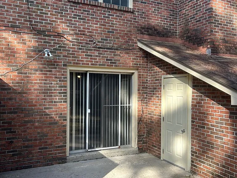 2904C Scotsman Rd — Photo 25