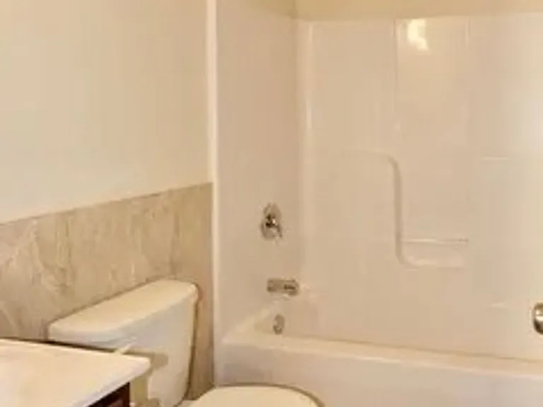 1230 Beaumont Ave — Photo 10