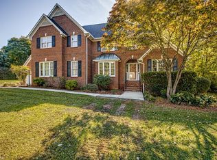 155 Springfield Dr, Advance, NC 27006