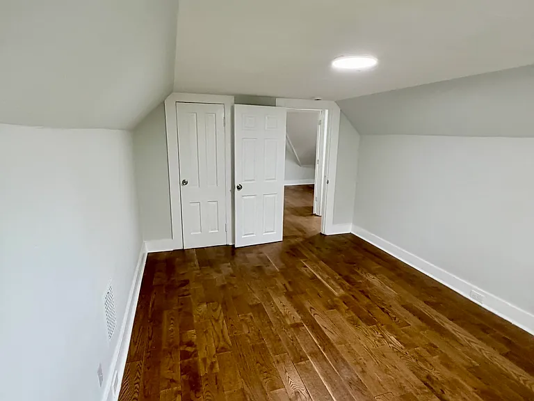 139 Poplar St — Photo 23