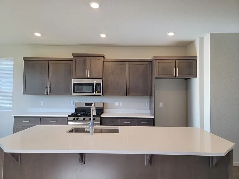 6219 Rebecca St SE — Photo 5