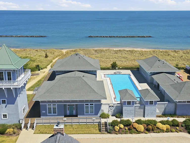 East Beach Amenities