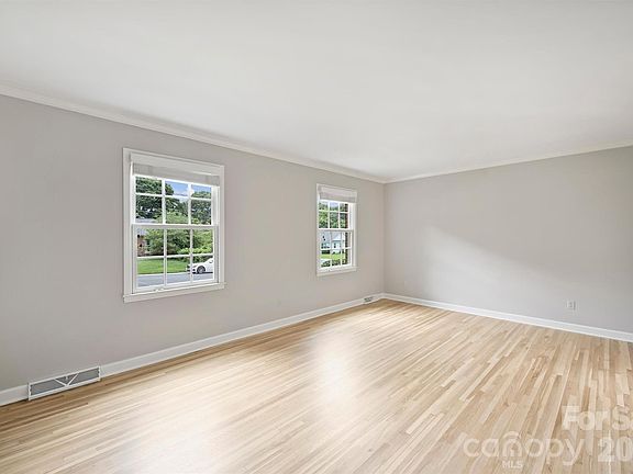 4th image of 4307 Glenfall Ave