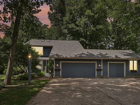 2nd image of 6253 Shagbark Dr