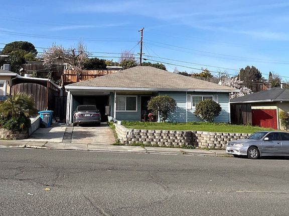 3rd image of 1549 Magazine St