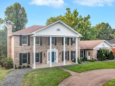 12817 Pointe Dr, Saint Louis, MO, 63127