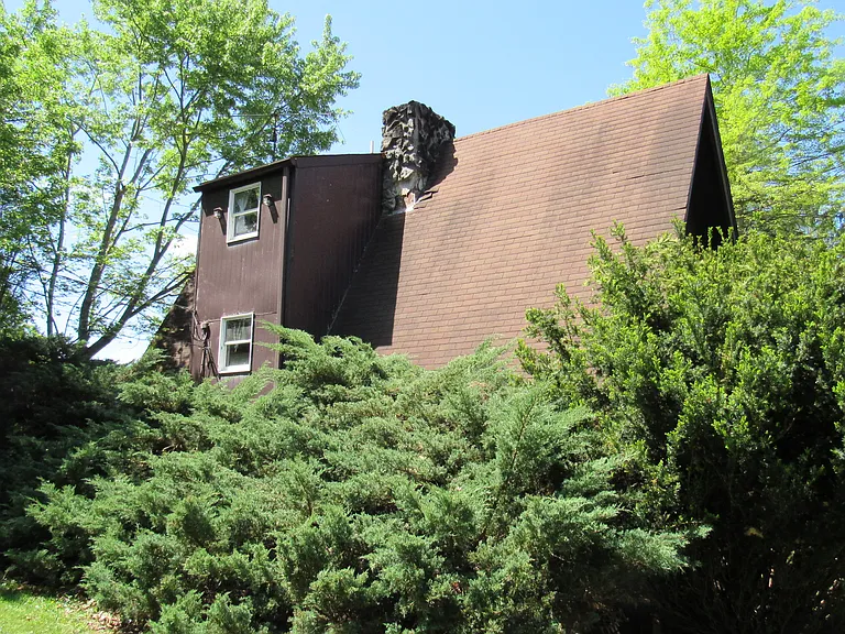 340 Goheen St — Photo 2