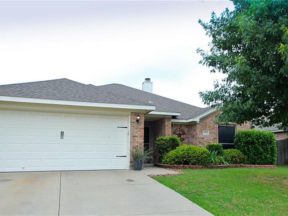 2nd image of 1022 Thistle Meade Cir