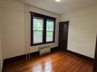 223 Treadwell Ave #1, Staten Island, NY 10302