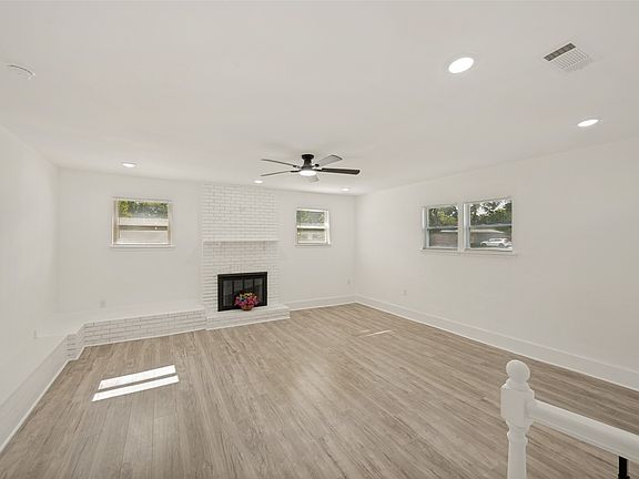 5th image of 6825 Jewell Ave