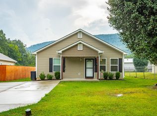 8455 W Parkway Dr, Soddy Daisy, TN 37379