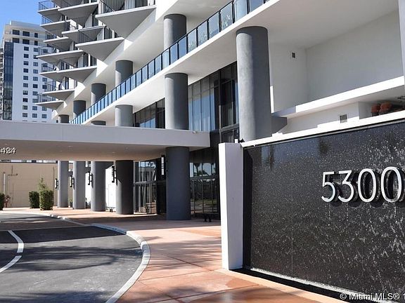 4th image of 5300 Paseo Dr #1707