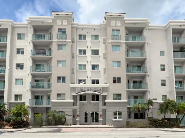 6001 SW 70th St APT 453, South Miami, FL 33143