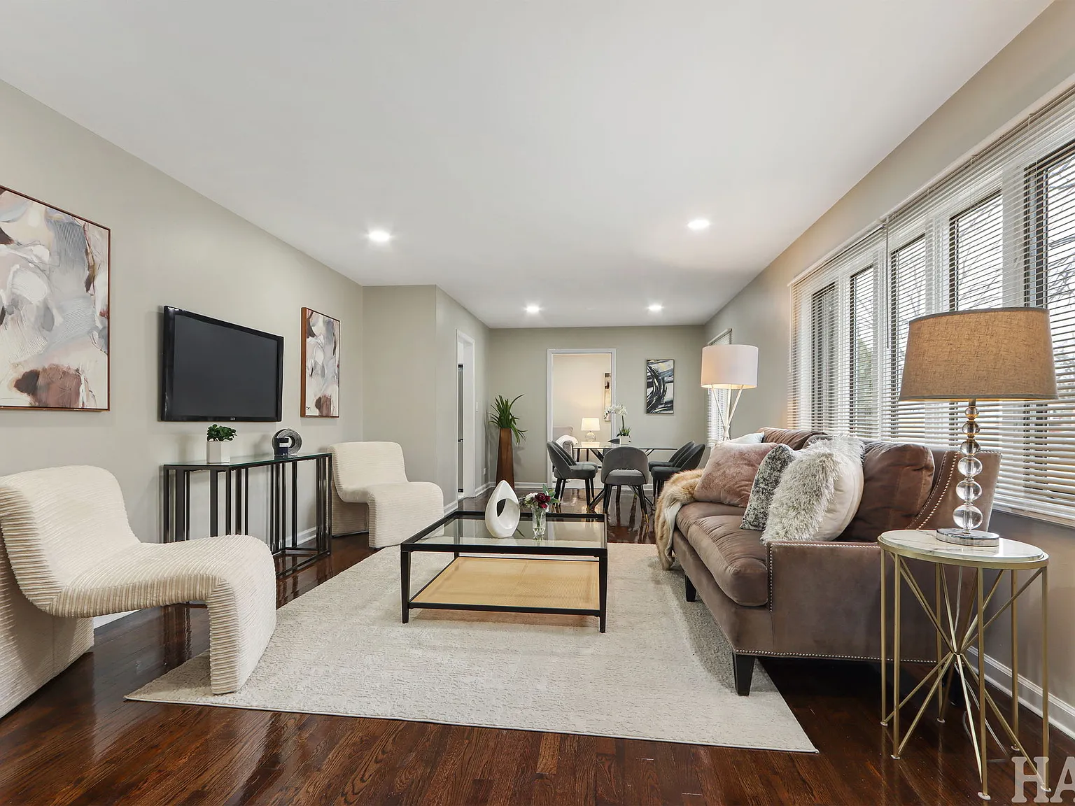 4 bed, 1665 sqft, $3,600 — Photo 3