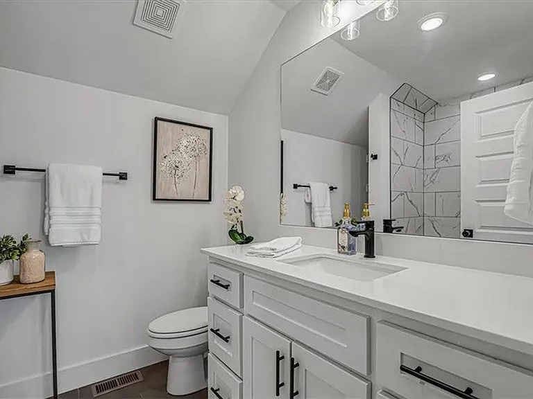 743 S Washington Ave. — Photo 45