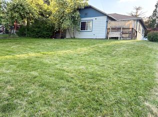 216 College Ave, Weed, CA