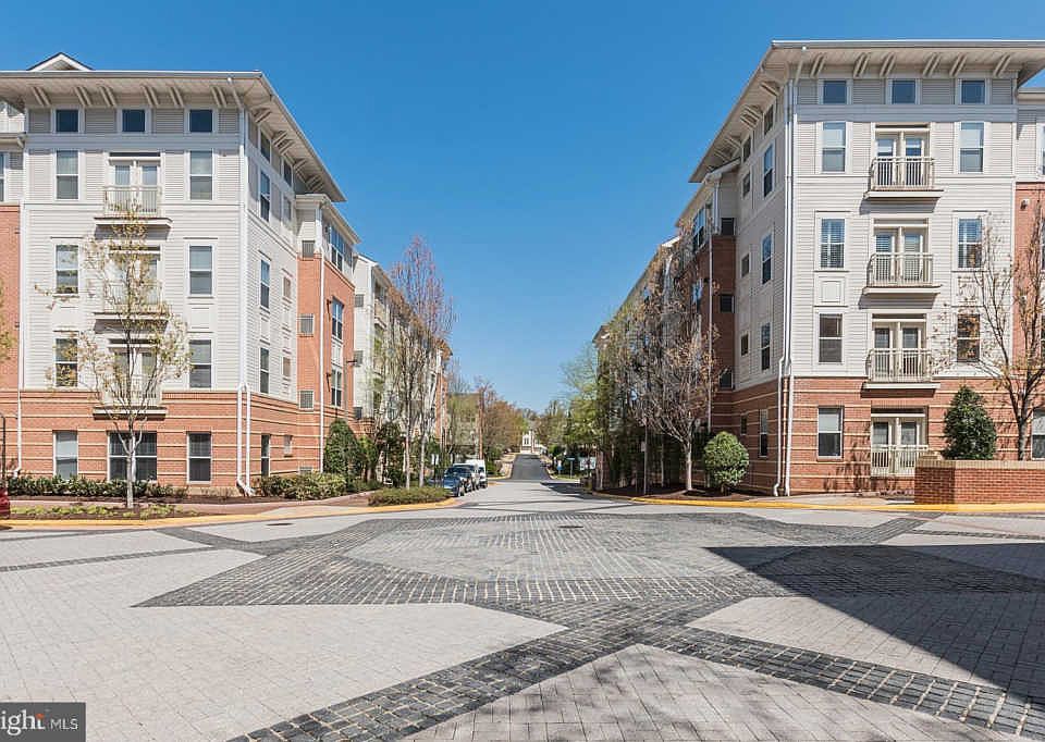1st image of 2791 Centerboro Dr APT 284