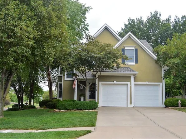9132 W 132nd Ter, Overland Park, KS 66213