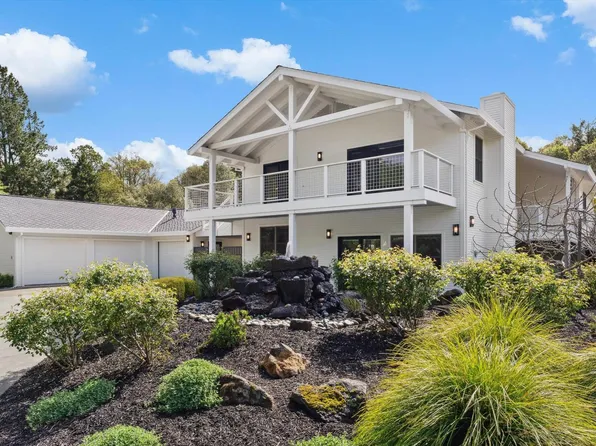 1524 Chablis Road, Healdsburg, CA 95448