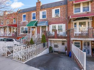 942 Magenta St, Bronx, NY 10469