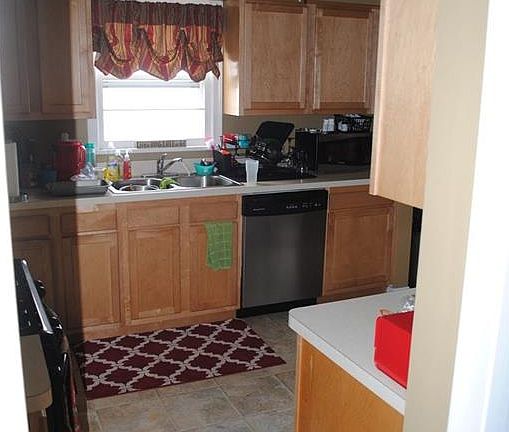 5th image of 5104 E 115th St