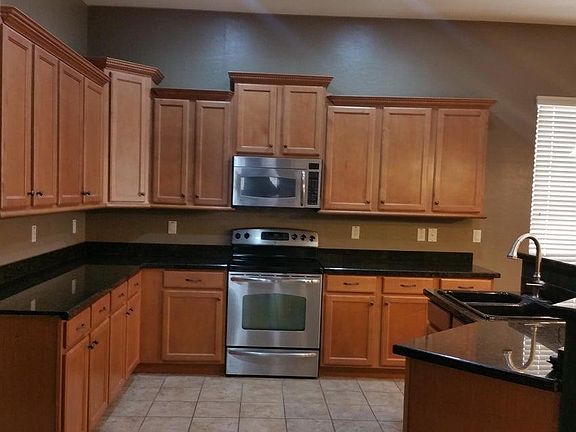 4th image of 3527 W Naomi Ln