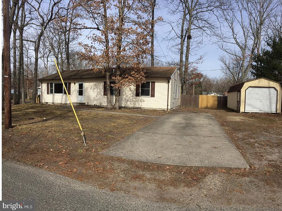 1st image of 186 Daniels Ave