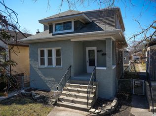 3510 N Oketo Ave, Chicago, IL