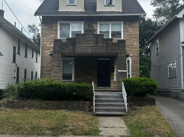 10824 Bryant Ave, Cleveland, OH 44108