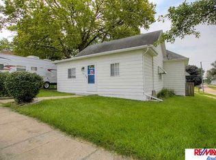 205 Locust St, Springfield, NE 68059