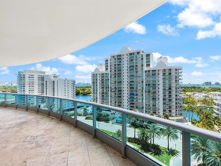 5959 Collins Ave #1101 — Photo 26