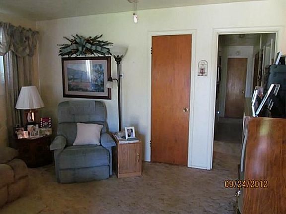 5th image of 4809 S 5th St