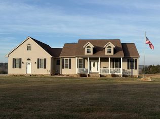 407 Cedar Grove Rd, Simpson, IL 62985