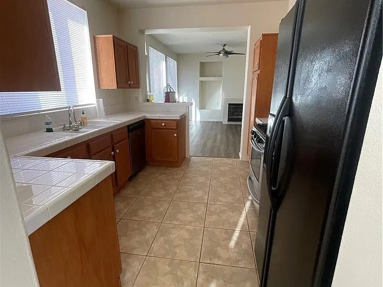 1505 Cimarron Crest St — Photo 5
