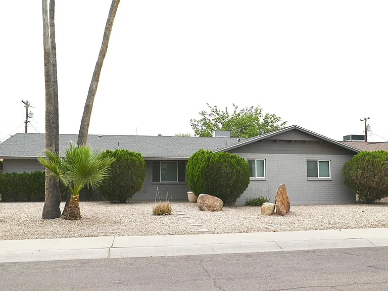 8337 E Meadowbrook Ave — Photo 1