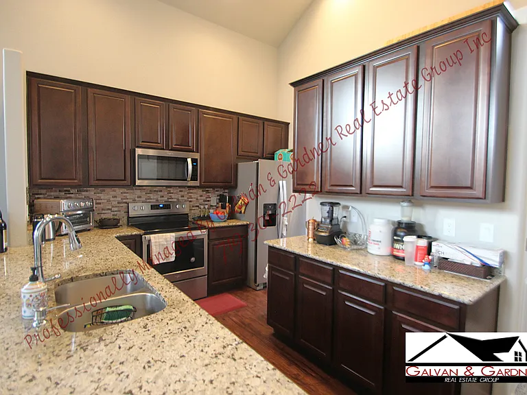6564 Vedder Dr — Photo 6