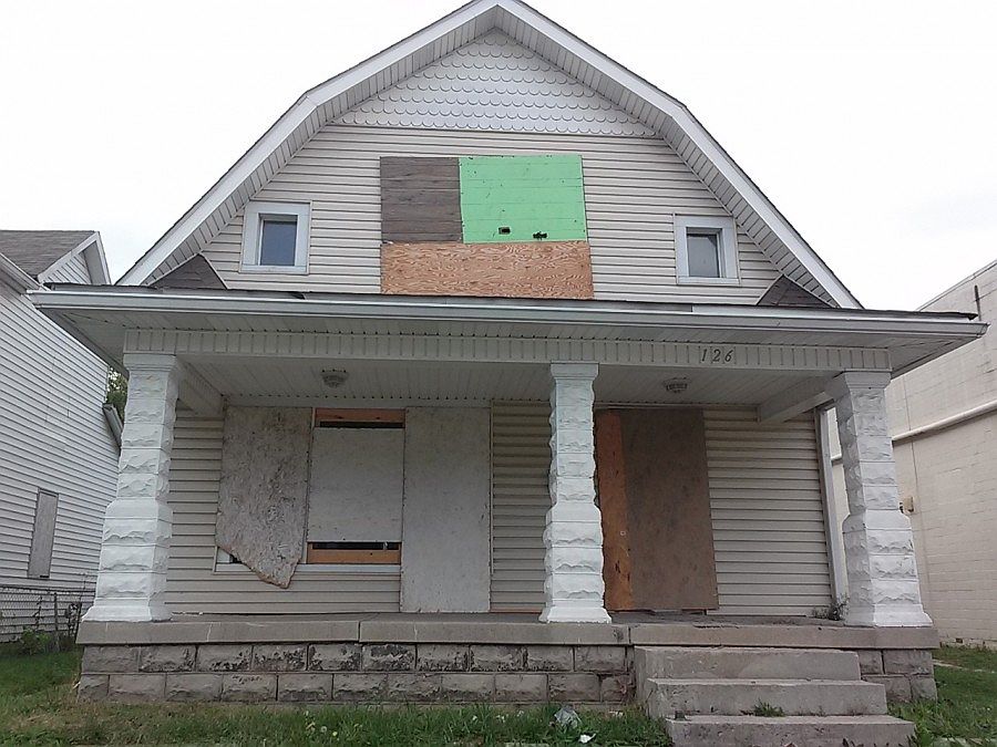 1st image of 126 N Bradley Ave