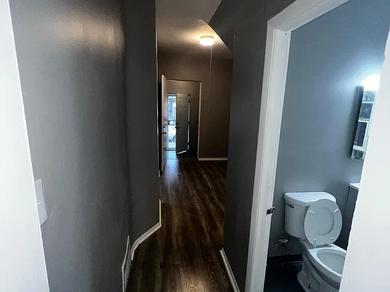 709 N Laramie Ave — Photo 21