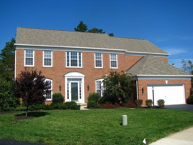 Executive Colonial