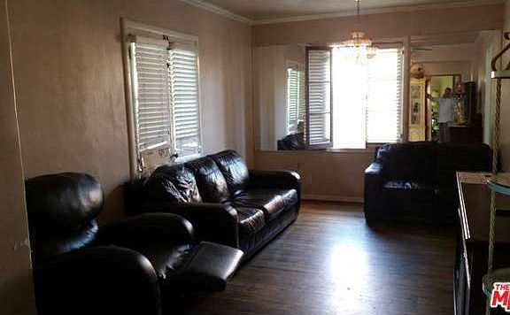 4th image of 4130 Edgehill Dr