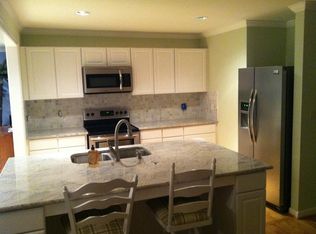 1100 Micott Dr, Hampton, VA 23666