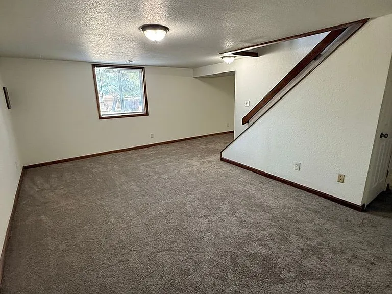 6840 Delmonico Dr — Photo 24