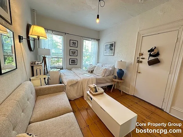 19 S Russell St #7 — Photo 5