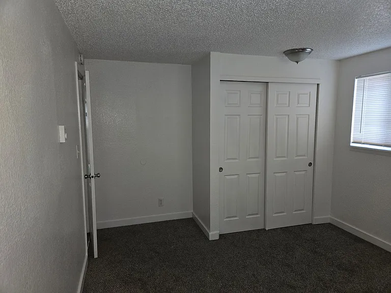 1715 Center Ave #1 — Photo 41
