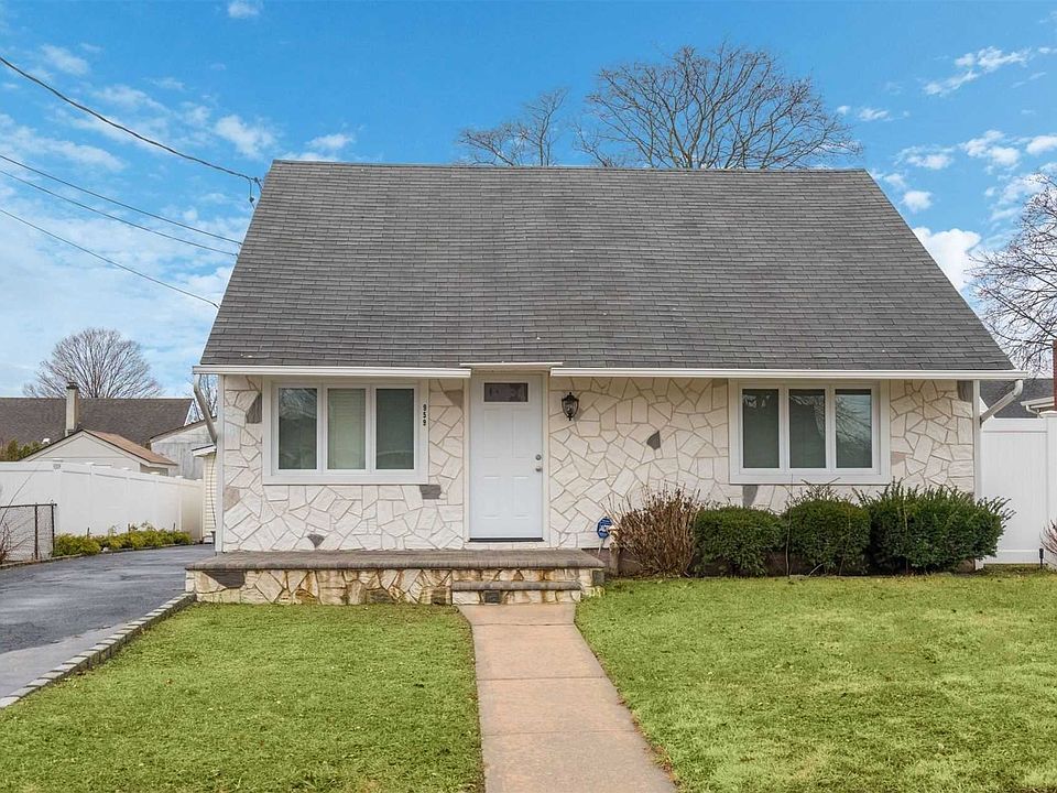 1st image of 959 Bowling Green Dr
