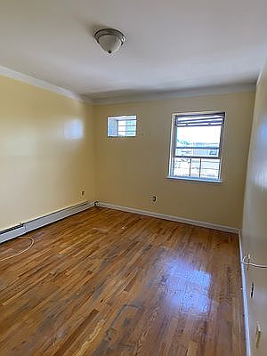 3rd image of 14-31 Pinson St #2