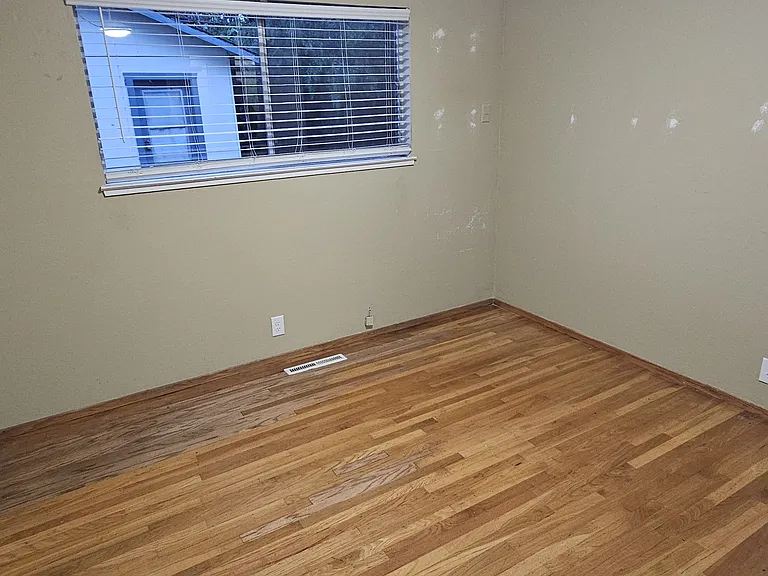 771 Ormonde Dr — Photo 17
