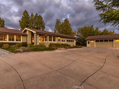 1045 Vista Grande St, Paso Robles, CA, 93446