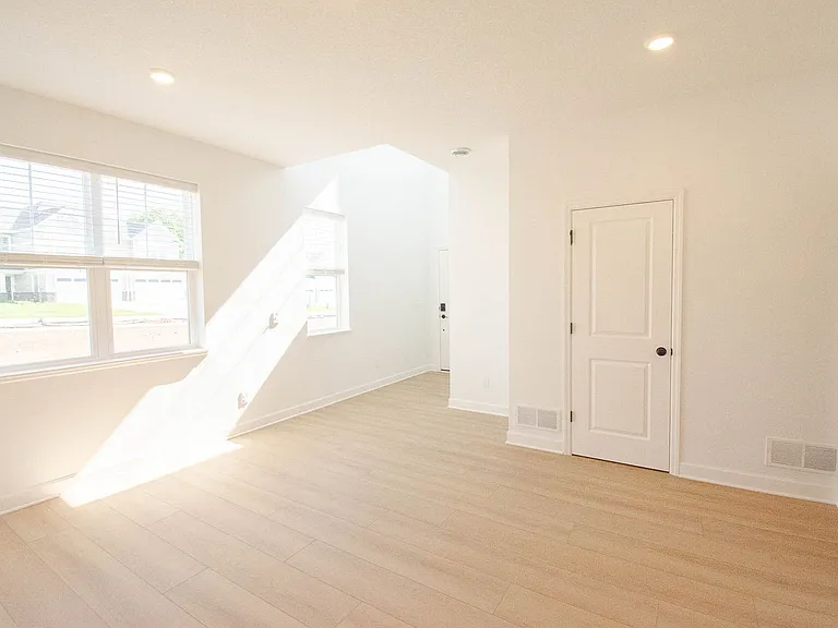 4989 Rudolf Ln NW — Photo 6