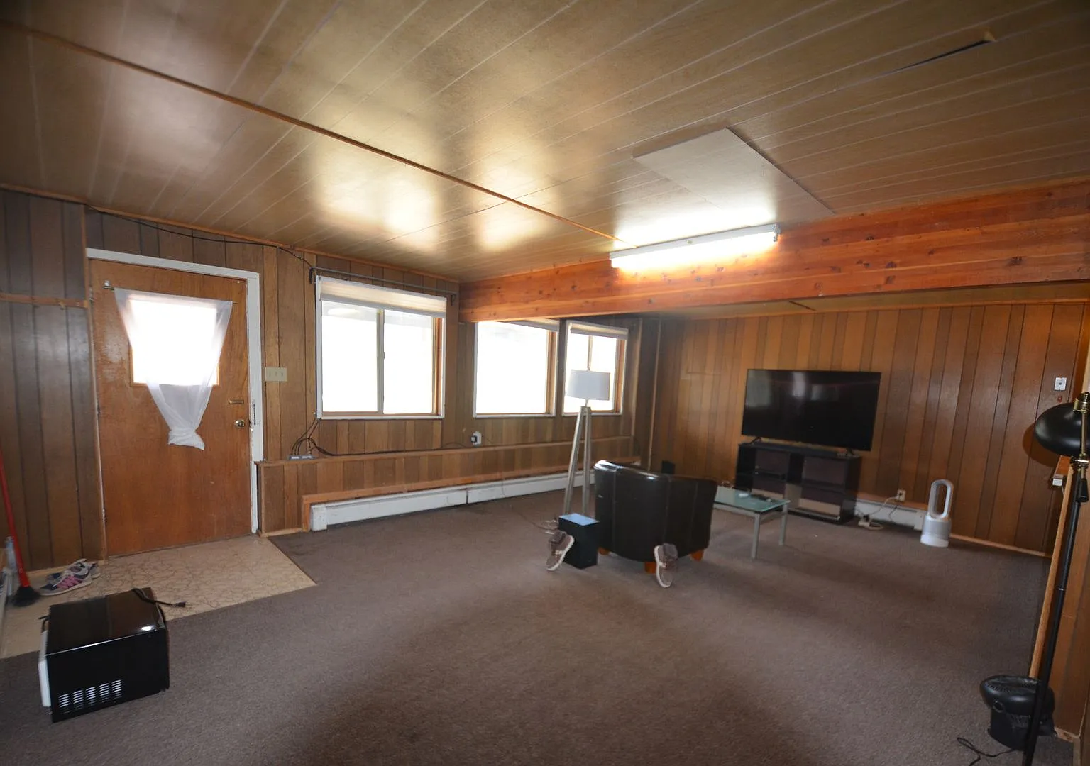 Garden level one bedroom apartment in the hills above BRECK. Pets OK! Includes HEAT and electric!... — Photo 4